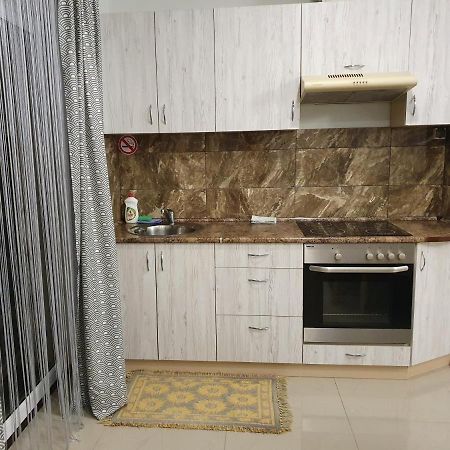 Квартира-Студія Lutsʼk Exteriör bild
